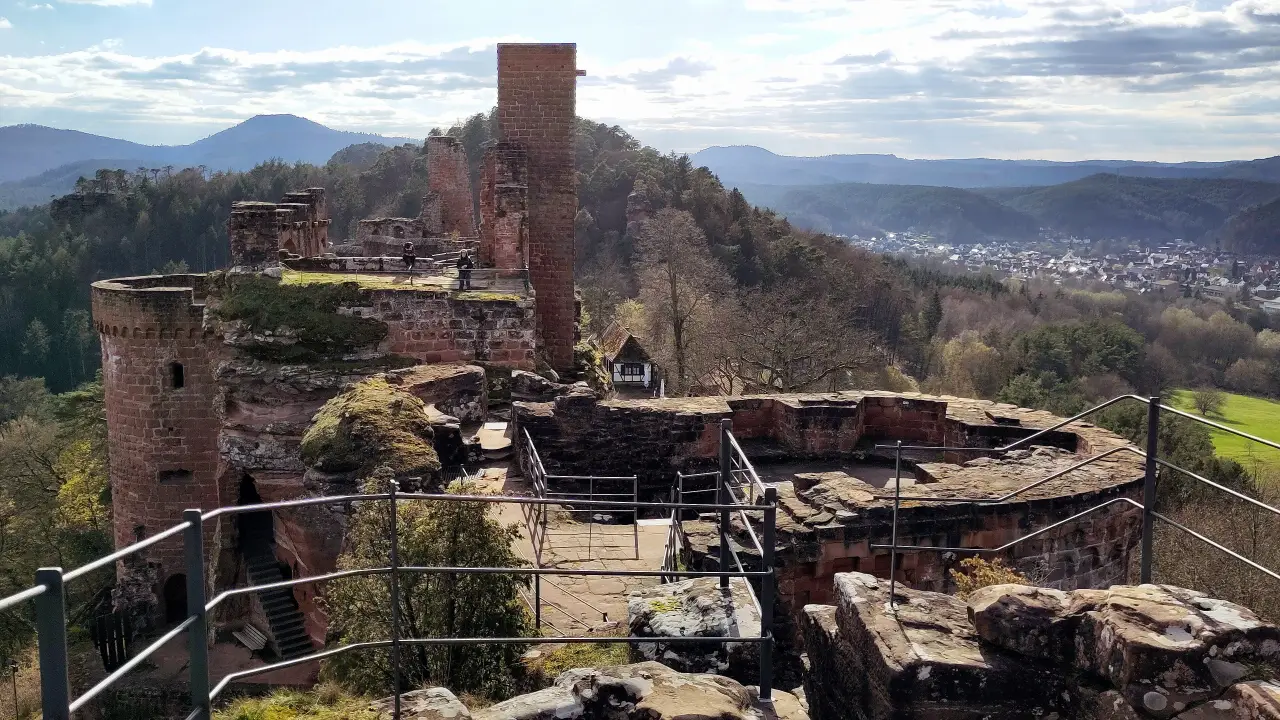 View along the three Castles of Dahn from Altdahn towards Tanstein